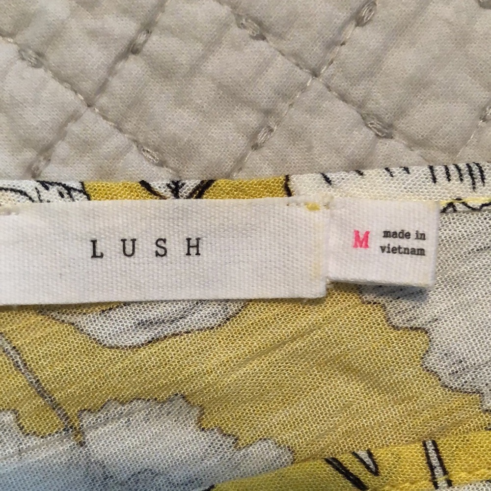 Lush brand, size medium, - Picture 5 of 6